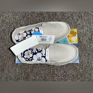 Roxy Minnow Shoe - Wide Fit